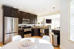 Brownstone Luxury Penthouse Condo