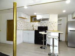 Cozy 1 Bed Apt in Randolph