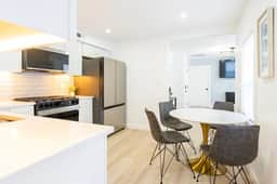 Luxury 2 Bed 2 Bath East Boston
