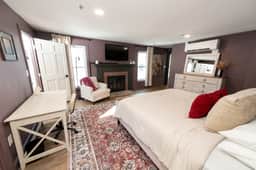 Orchard Room:
The Inn at Fireside Tavern Sherborn