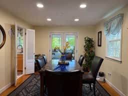 Spacious 4 BD 2 Bath in Quiet area avail July