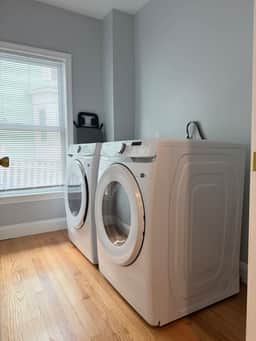 One Bedroom Next to Clark University