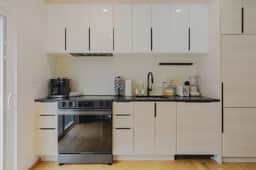 Stylish E Boston Room Quick Transit to Downtown