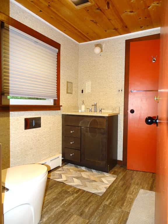 Beautiful Guest Cabin on Quiet Estate