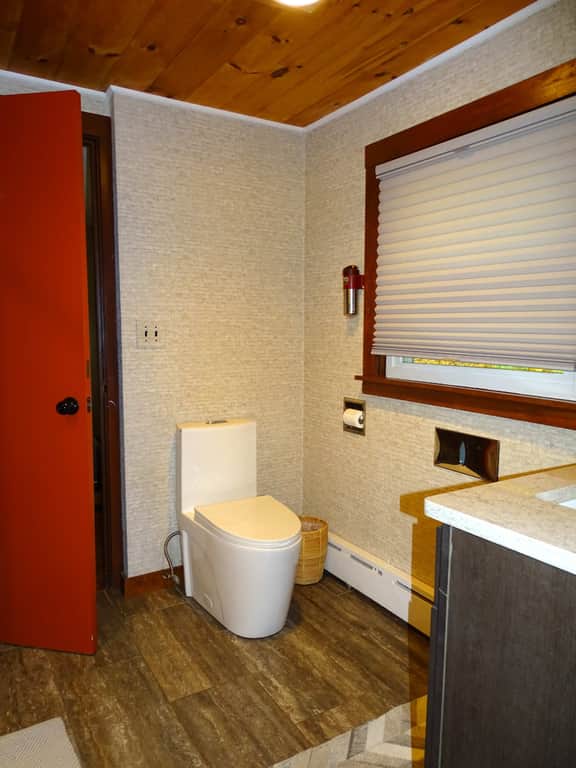 Beautiful Guest Cabin on Quiet Estate