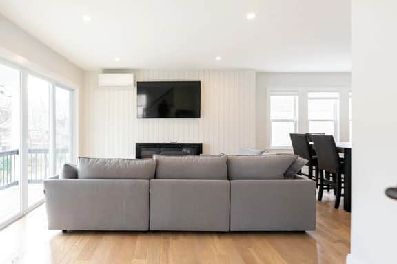 Beautiful and Spacious 3BD Condo in Somerville