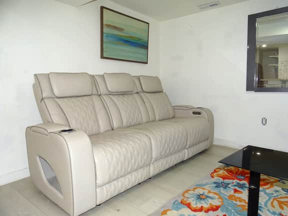Cozy 1 Bed Apt in Randolph