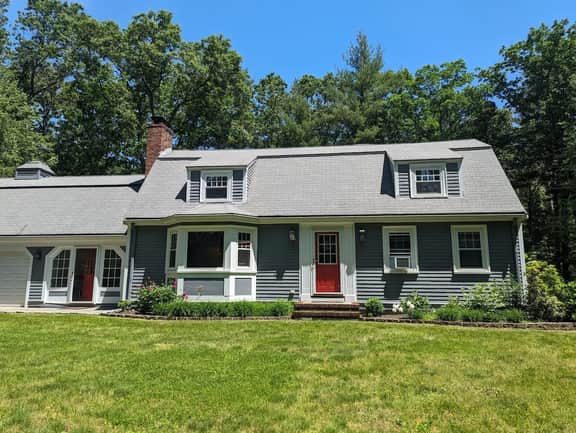 Private and Peaceful 4BD Home
