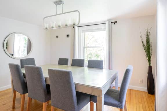 Spacious 4 bedroom home with large yard