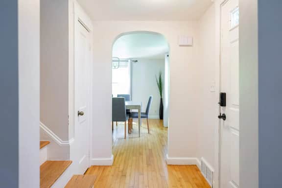 Spacious 4 bedroom home with large yard