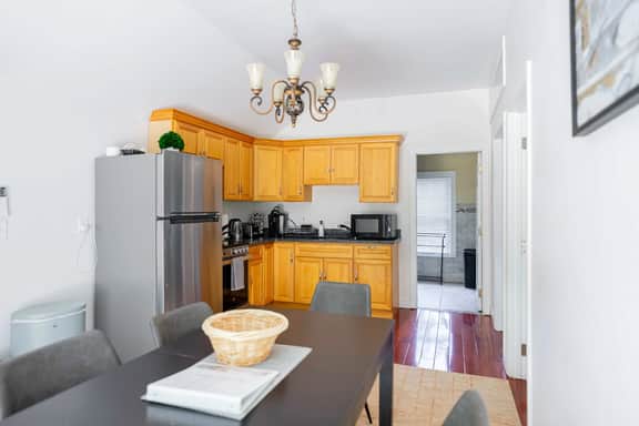Spacious Two Bedroom Apartment 