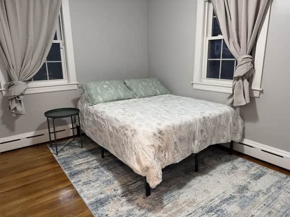 Comfortable 4 Bed Home close to Gillette