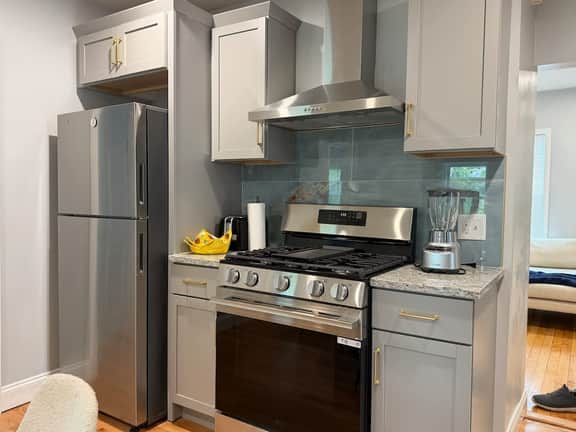 One Bedroom Steps from Clark University
