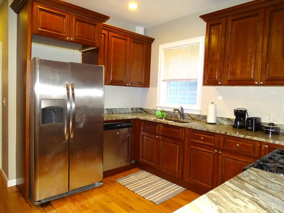 Beautiful 2 Bed Apt, Minutes from Encore
