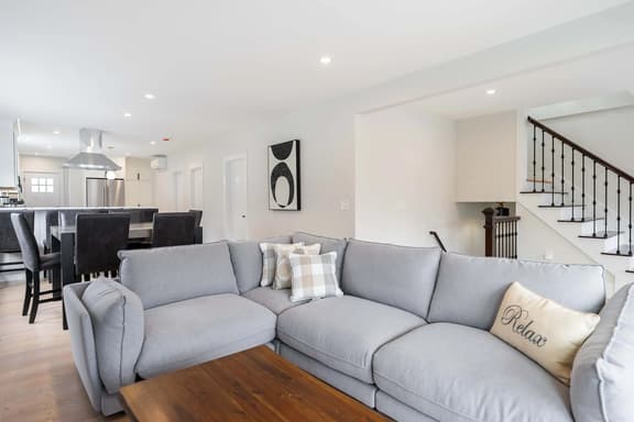 Beautiful and Spacious 3BD Condo in Somerville
