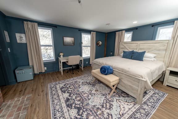 Pond Room: The Inn at Fireside Tavern Sherborn
